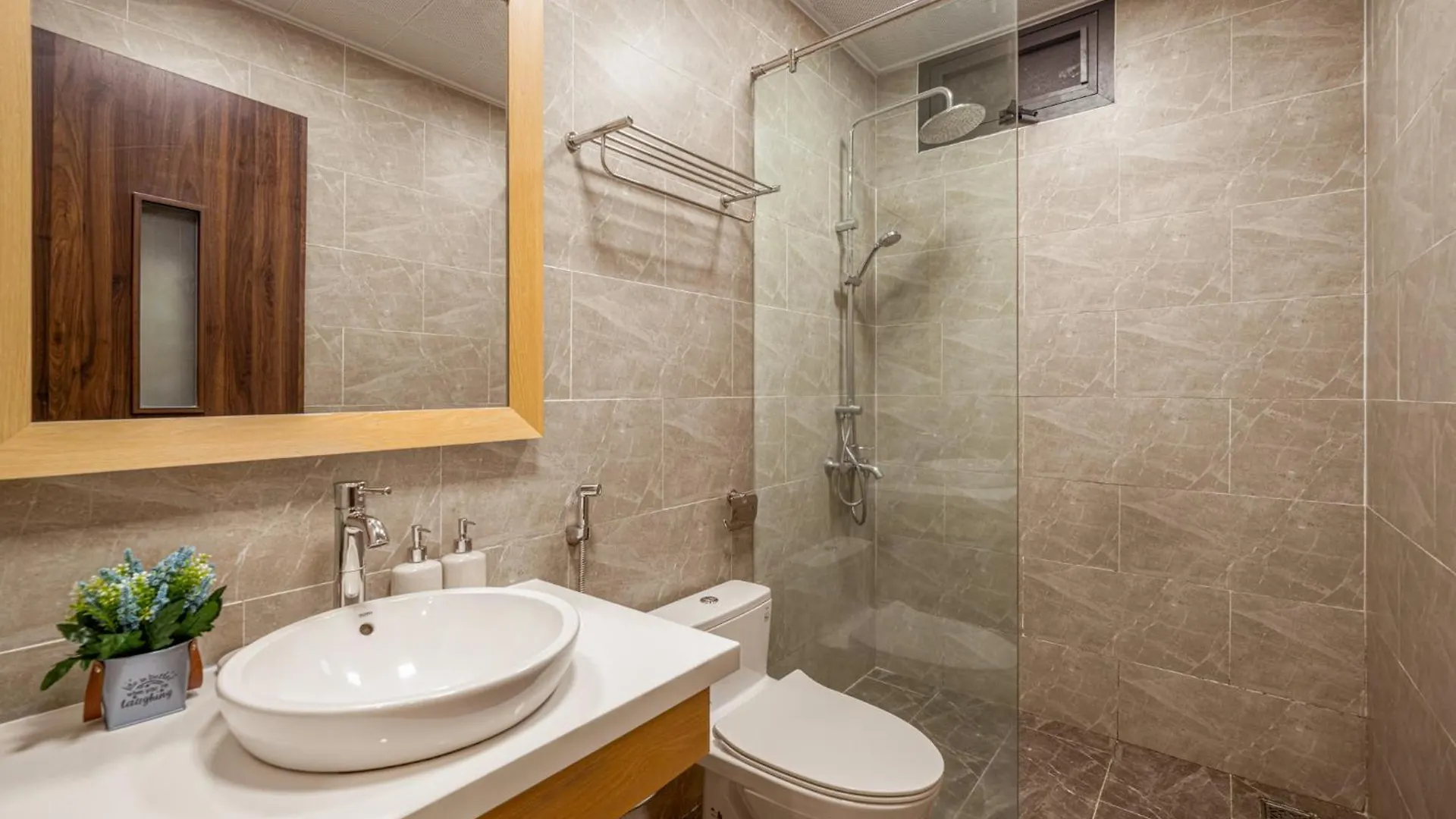 Aparthotel May Home Apartment Da Nang Vietnam